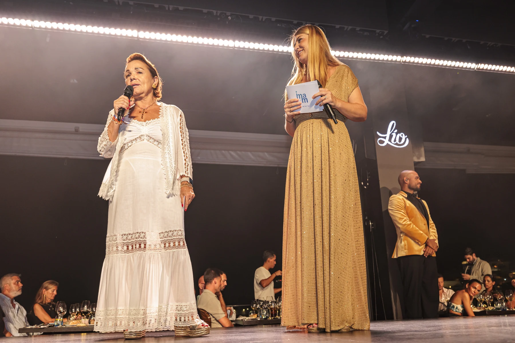Fotografía real de la gala solidaria en Lío Ibiza